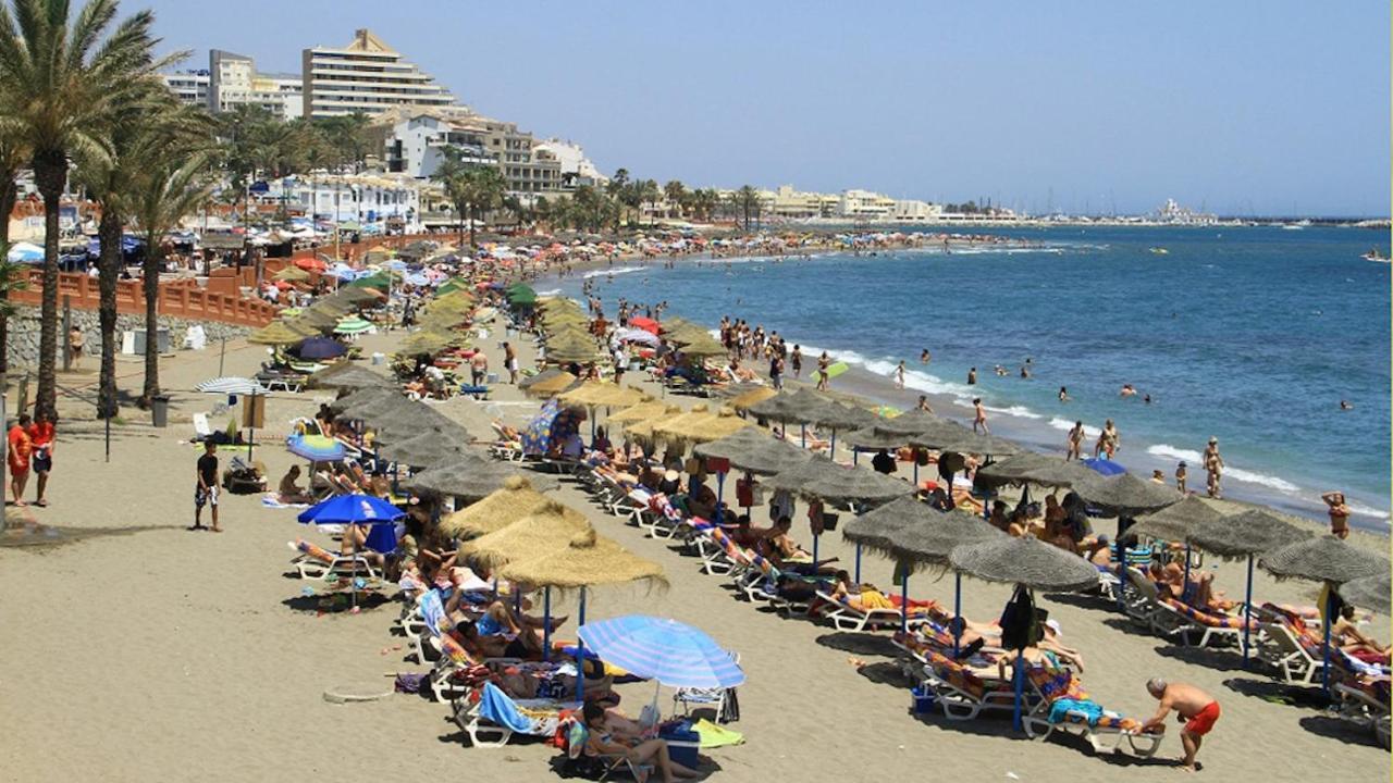 Sunset View Apartment Benalmadena Bagian luar foto