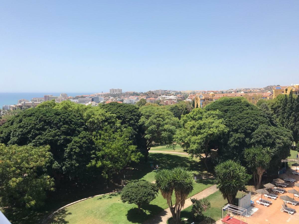 Sunset View Apartment Benalmadena Bagian luar foto